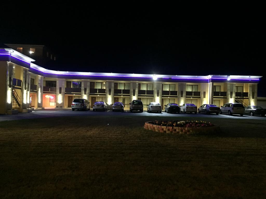 Scottish Inns Tonawanda Luaran gambar