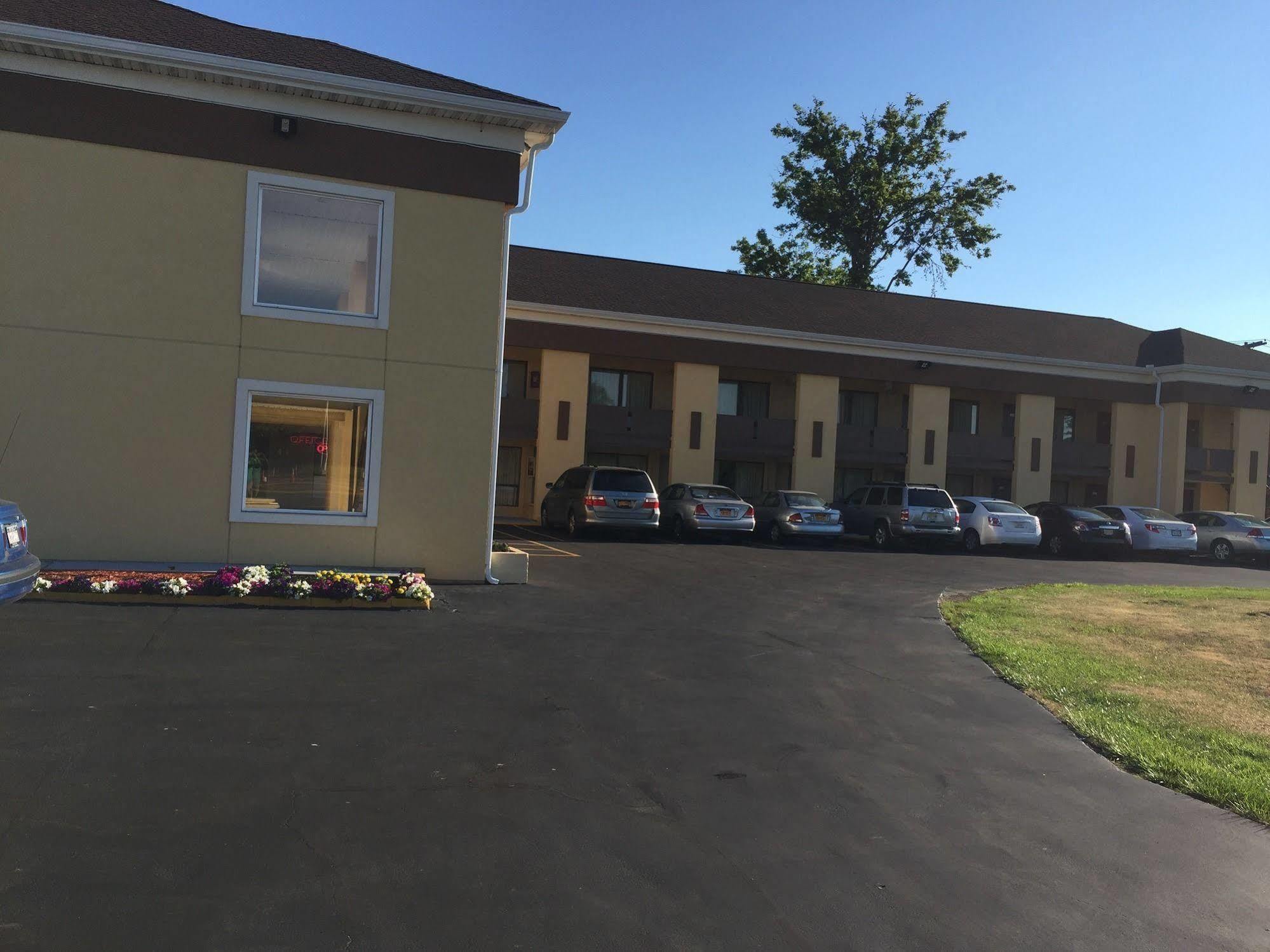 Scottish Inns Tonawanda Luaran gambar