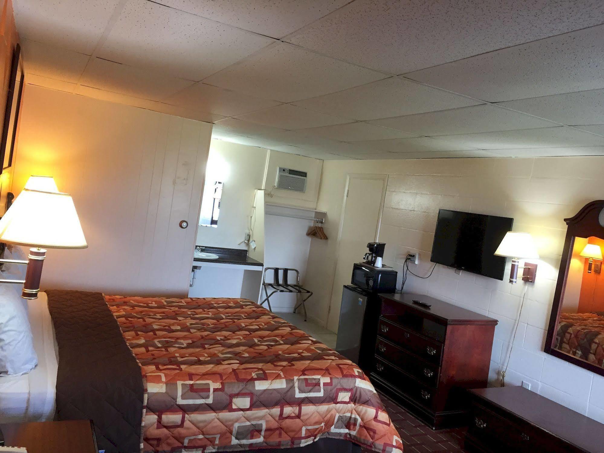 Scottish Inns Tonawanda Luaran gambar